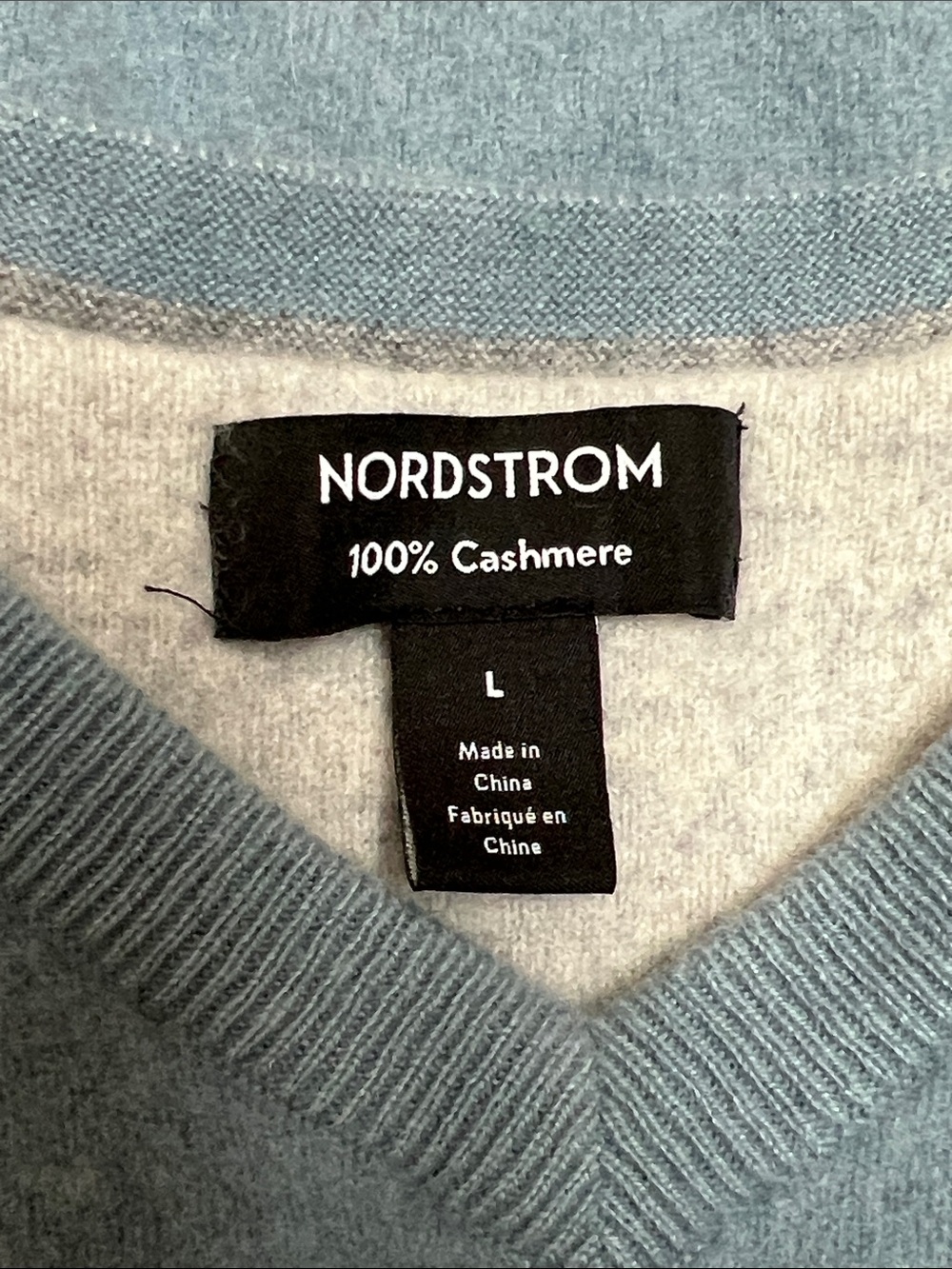 Nordstrom 100% Cashmere V-Neck Sweater Blue Size L - Picture 6 of 7